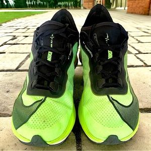 EUC Nike Zoom Fly 3 Electric Green 2019
Men's Size: 7.5